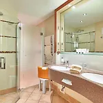 Wellnesshotel Riedlberg فندق 4*