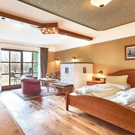 Wellnesshotel Riedlberg 酒店 4*