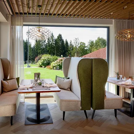 酒店 Wellnesshotel Riedlberg 德拉塞尔斯里德