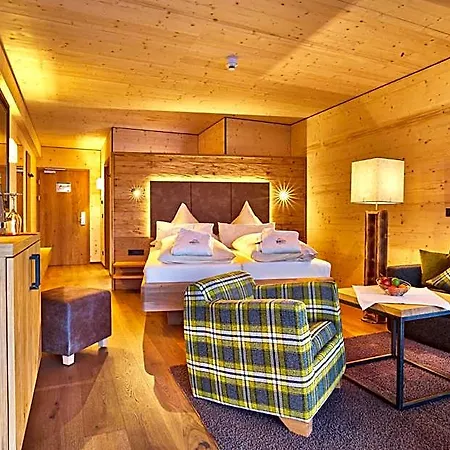 ホテル Wellnesshotel Riedlberg 4*